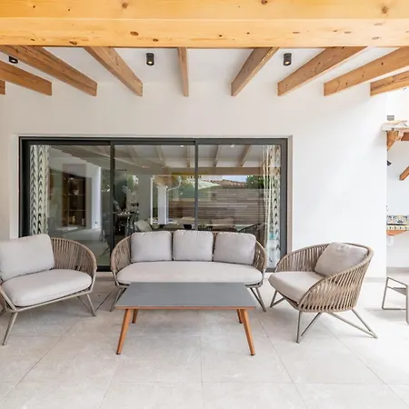 Villa Ana