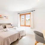 Ana Villa