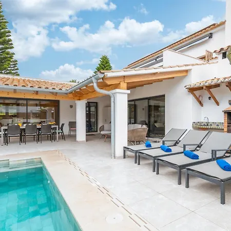 Ana Port de Pollença